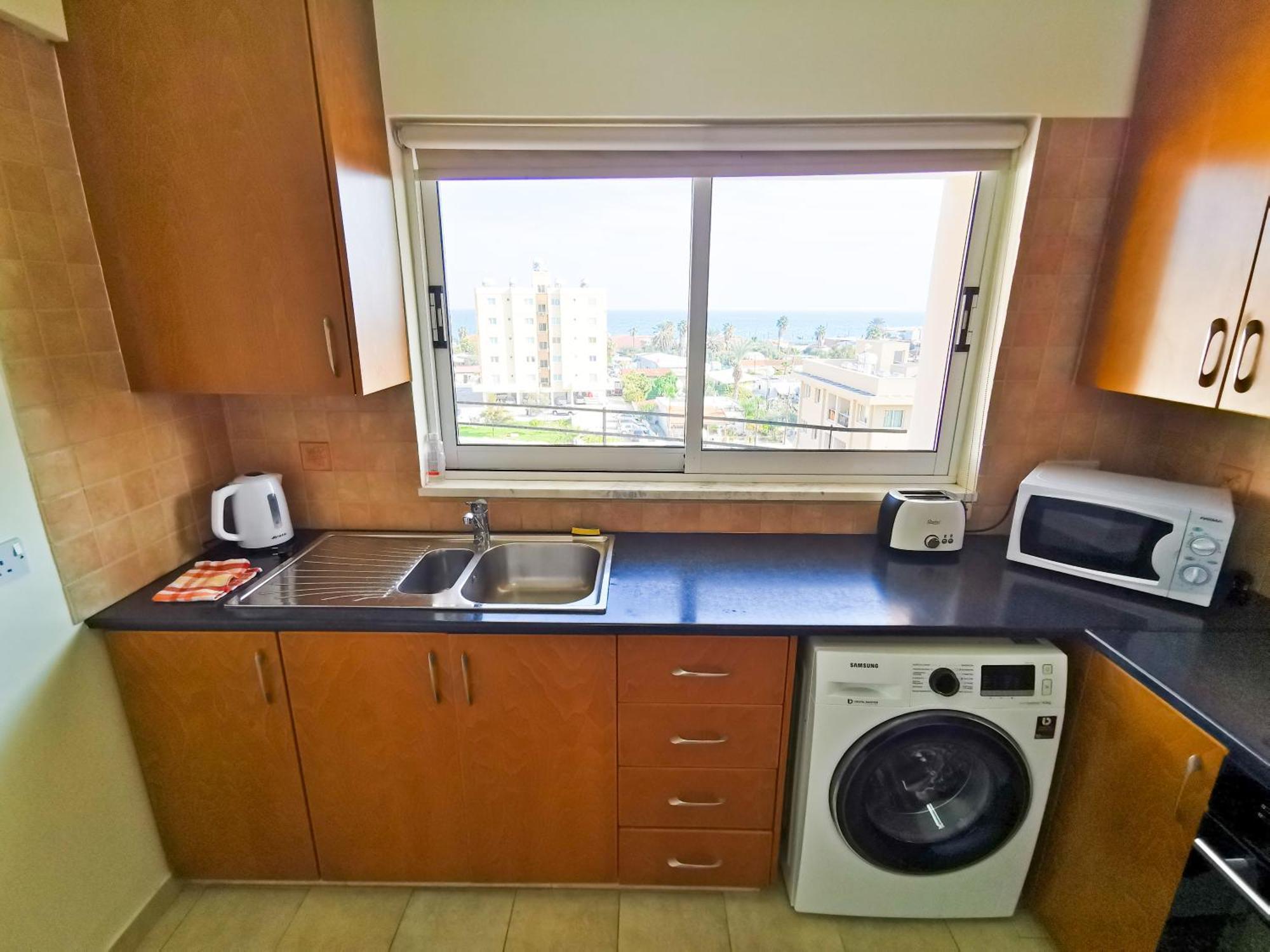 License To Chill Apartment Ларнака Экстерьер фото